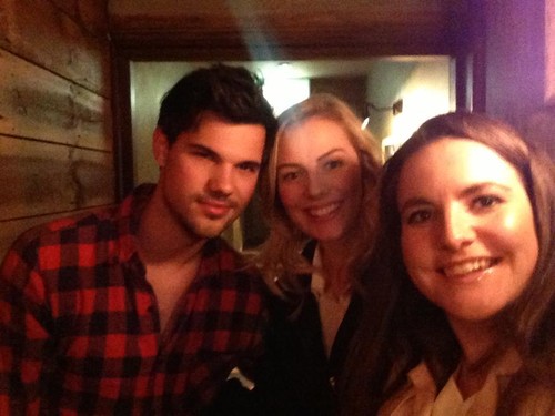 CHOx9C0UwAAI9XV.jpg large.jpg