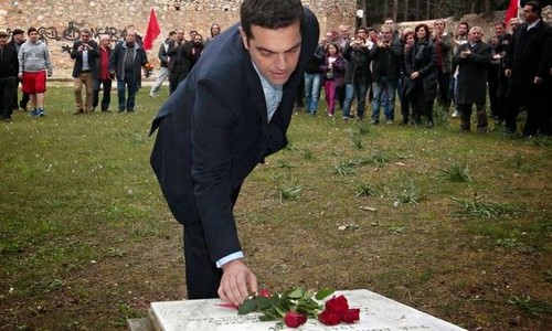 Alexis-Tsipras-places-flo-012[1].jpg