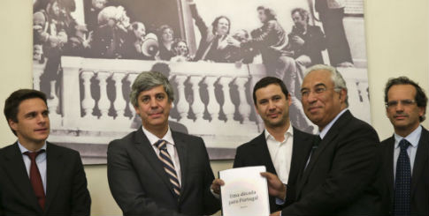 PS apresenta documento decada para portugal 2015 - PS apresenta documento decada para portugal 2015 -
